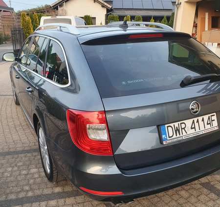 Skoda Superb cena 49500 przebieg: 248000, rok produkcji 2014 z Brzeg małe 154